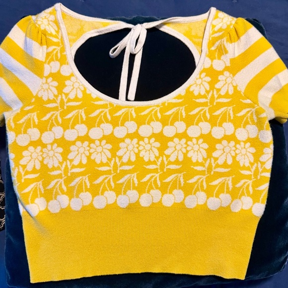 Anthropologie Maeve Yellow & White Floral Knit Top - Picture 2 of 3
